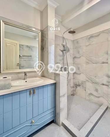 Rumah Luxury Modern Tanpa Renovasi di Kuningan Jakarta Selatan Rumah Luxury Modern Tanpa Renovasi di Kuningan Jakarta Selatan