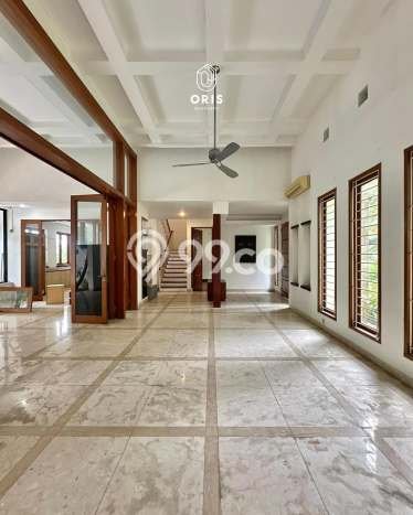 Rumah Luxury Modern Tanpa Renovasi di Cipete Jakarta Selatan Rumah Luxury Modern Tanpa Renovasi di Cipete Jakarta Selatan