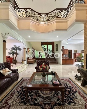 Siap Huni Rumah Mewah 5 Kamar di Cilandak Dekat ke Mana Pun Siap Huni Rumah Mewah 5 Kamar di Cilandak Dekat ke Mana Pun