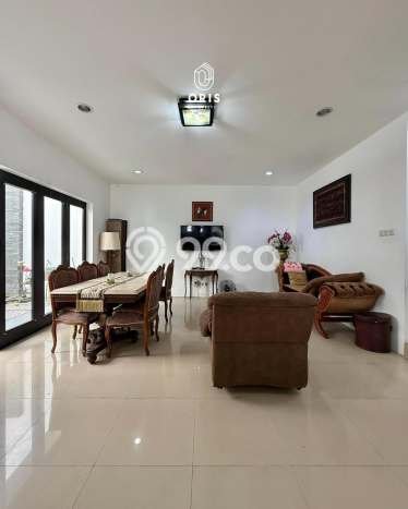 Dijual Rumah Premium dengan Fasilitas Sekitar Komplit di Mampang Prapatan, Jakarta Selatan Dijual Rumah Premium dengan Fasilitas Sekitar Komplit di Mampang Prapatan, Jakarta Selatan