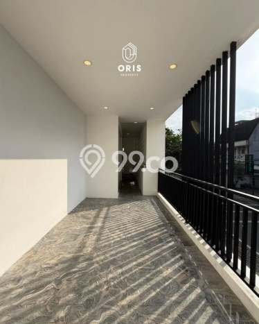 Komersial Usaha Dijual di Kebayoran Baru Jakarta Selatan LT 218m2 & LB 355m2 Komersial Usaha Dijual di Kebayoran Baru Jakarta Selatan LT 218m2 & LB 355m2