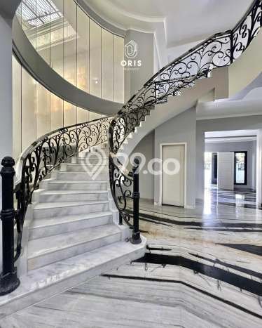 Hunian Elit LB 800m2 Siap Pakai Desain Elegan di Pondok Indah, Jakarta Selatan Hunian Elit LB 800m2 Siap Pakai Desain Elegan di Pondok Indah, Jakarta Selatan