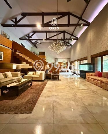 Dijual Rumah Luas Elegan Dengan View Eksklusif di Pondok Indah, Jakarta Selatan Dijual Rumah Luas Elegan Dengan View Eksklusif di Pondok Indah, Jakarta Selatan