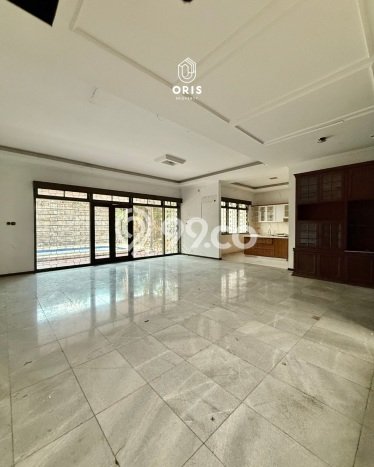 Rumah Mewah LB 400m2 Siap Huni Desain Elegan di Cipete, Jakarta Selatan Rumah Mewah LB 400m2 Siap Huni Desain Elegan di Cipete, Jakarta Selatan