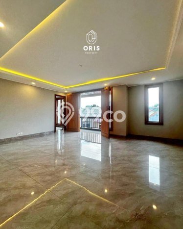 Rumah Luxury Modern Siap Huni di Cipete Jakarta Selatan Rumah Luxury Modern Siap Huni di Cipete Jakarta Selatan