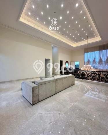 Rumah Mewah LB 550m2 Siap Huni Desain Elegan di Kemang, Jakarta Selatan Rumah Mewah LB 550m2 Siap Huni Desain Elegan di Kemang, Jakarta Selatan