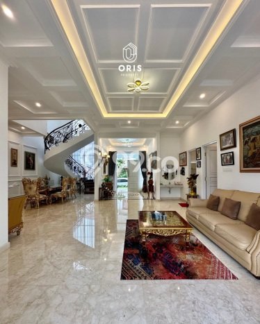 Hunian Eksklusif Dijual LT 446m2 di Cilandak, Jakarta Selatan Hunian Eksklusif Dijual LT 446m2 di Cilandak, Jakarta Selatan