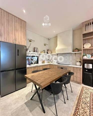 Hunian Mewah Dijual LT 161m2 di Pesanggrahan, Jakarta Selatan Hunian Mewah Dijual LT 161m2 di Pesanggrahan, Jakarta Selatan
