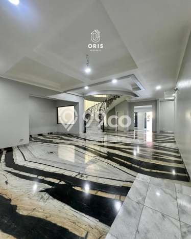 Hunian Elit LB 800m2 Siap Pakai Desain Elegan di Pondok Indah, Jakarta Selatan Hunian Elit LB 800m2 Siap Pakai Desain Elegan di Pondok Indah, Jakarta Selatan