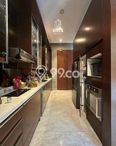 Rumah Elit LB 1400m2 Siap Pakai Desain Elegan di Kemang, Jakarta Selatan Rumah Elit LB 1400m2 Siap Pakai Desain Elegan di Kemang, Jakarta Selatan