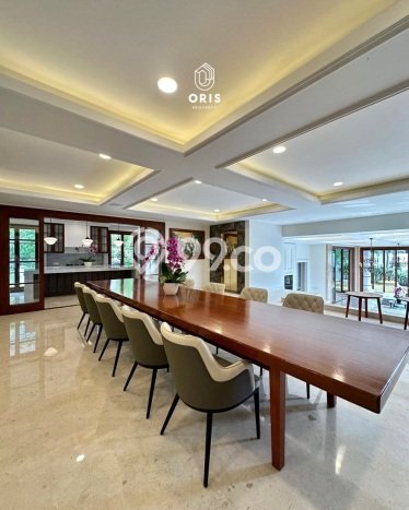 Jual Rumah Mewah Elegan Dengan View Cantik di Kemang, Jakarta Selatan Jual Rumah Mewah Elegan Dengan View Cantik di Kemang, Jakarta Selatan