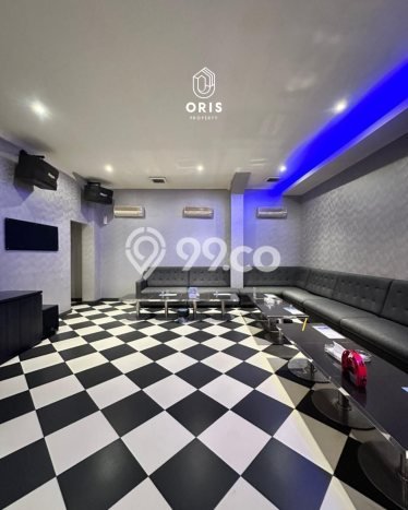 Unit Komersial Dijual di Jakarta Selatan LT 157m2 & LB 850m2 Unit Komersial Dijual di Jakarta Selatan LT 157m2 & LB 850m2