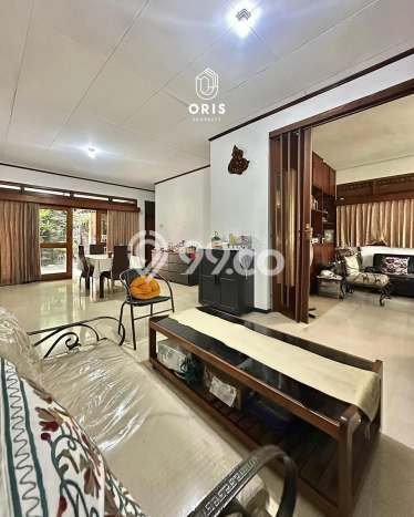 Dijual Rumah Premium dengan Fasilitas Sekitar Lengkap di Kebayoran Baru, Jakarta Selatan Dijual Rumah Premium dengan Fasilitas Sekitar Lengkap di Kebayoran Baru, Jakarta Selatan