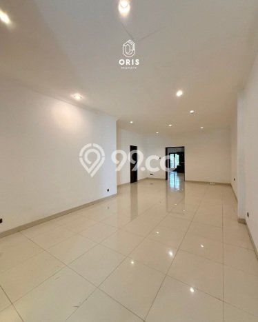 Rumah Eksklusif Dijual LT 719m2 di Menteng, Jakarta Pusat Rumah Eksklusif Dijual LT 719m2 di Menteng, Jakarta Pusat