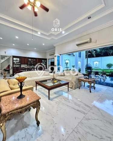 Best Deal Hunian Premium Ideal dan Luas di Menteng, Jakarta Pusat Best Deal Hunian Premium Ideal dan Luas di Menteng, Jakarta Pusat