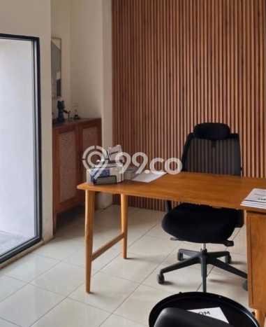 AREA TERSIBUK! Ruko di Lebak Bulus, Luas 2000m², Nilai Tinggi AREA TERSIBUK! Ruko di Lebak Bulus, Luas 2000m², Nilai Tinggi
