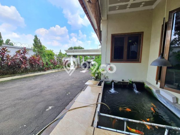 Rumah Mewah LB 800m2 Siap Huni Desain Elegan di Cikeas, Bogor Rumah Mewah LB 800m2 Siap Huni Desain Elegan di Cikeas, Bogor