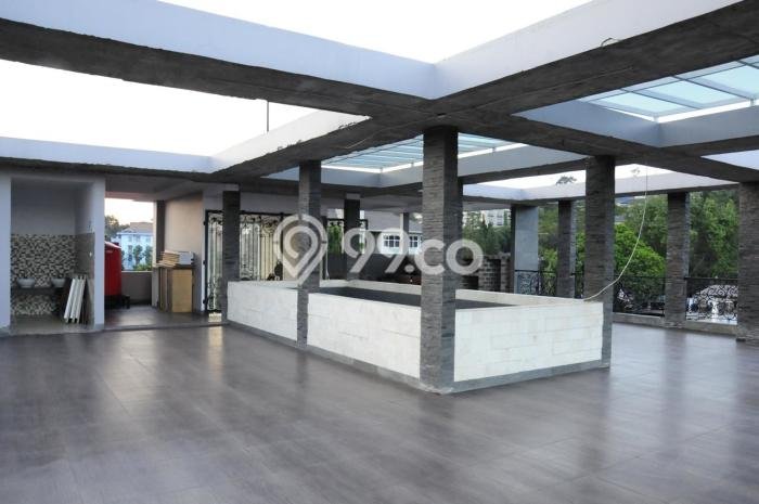 Dijual Segera Rumah Kost di Dago, Bandung 17 Kamar Dijual Segera Rumah Kost di Dago, Bandung 17 Kamar