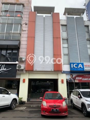 Area Ramai! Ruko Dijual di Cicendo untuk Bisnis Luas Bangunan 210m2 Area Ramai! Ruko Dijual di Cicendo untuk Bisnis Luas Bangunan 210m2