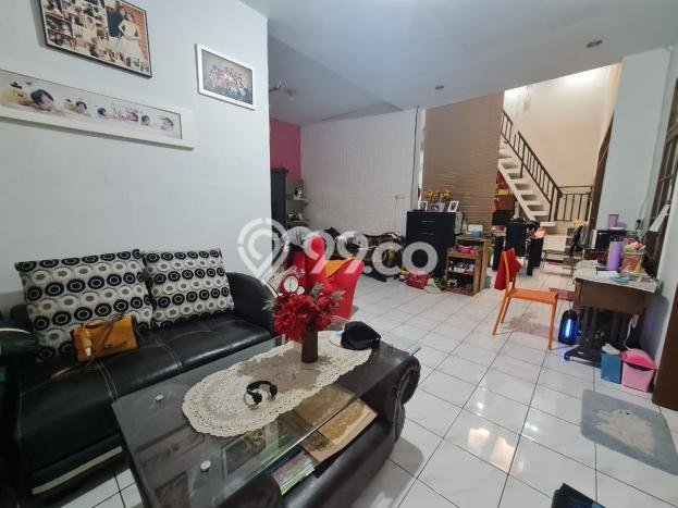 Rumah Modern 3 KT LT 130m2 di Taman Kopo Indah Rumah Modern 3 KT LT 130m2 di Taman Kopo Indah