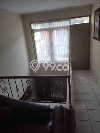 For Sale Rumah 5 Kamar Lokasi Strategis Nyaman dan Strategis di Antapani For Sale Rumah 5 Kamar Lokasi Strategis Nyaman dan Strategis di Antapani