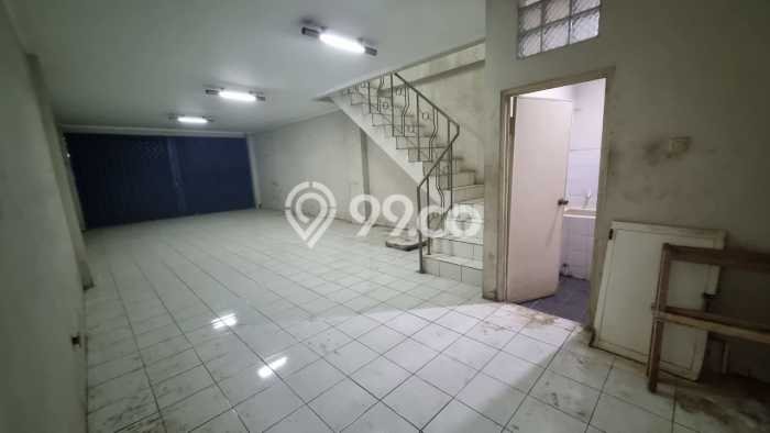 Unit Ruko Dijual di Bandung LT 200m2 & LB 400m2 Unit Ruko Dijual di Bandung LT 200m2 & LB 400m2