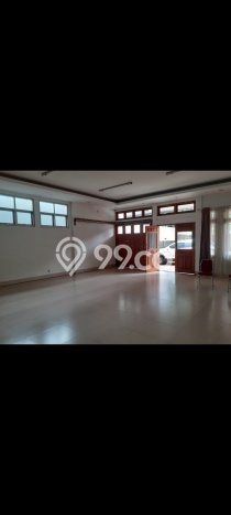 Rumah Elit Modern Tanpa Renovasi di Soekarno Hatta Bandung Rumah Elit Modern Tanpa Renovasi di Soekarno Hatta Bandung