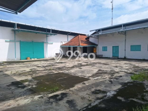 Gudang Paling Dicari LB 2000m2 Dijual di Buduran Gudang Paling Dicari LB 2000m2 Dijual di Buduran