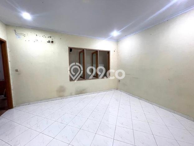 Disewakan Rumah Harga Terjangkau di Jelambar Jakarta Barat Punya 4 Kamar Tidur Disewakan Rumah Harga Terjangkau di Jelambar Jakarta Barat Punya 4 Kamar Tidur