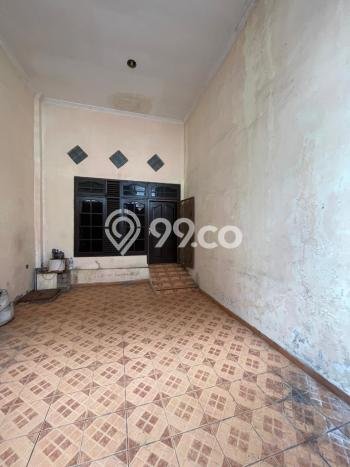 Rumah Sewa Jakarta Barat LT 108m2 LB 157m2 Area Jelambar Rumah Sewa Jakarta Barat LT 108m2 LB 157m2 Area Jelambar