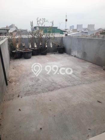 Unit Komersial Disewakan di Jakarta Barat Area Strategis Harga Kompetitif Unit Komersial Disewakan di Jakarta Barat Area Strategis Harga Kompetitif