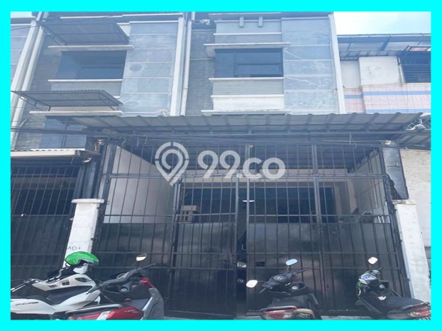 Unit Ruko Dijual di Jakarta Barat LT 84m2 & LB 256m2 Unit Ruko Dijual di Jakarta Barat LT 84m2 & LB 256m2