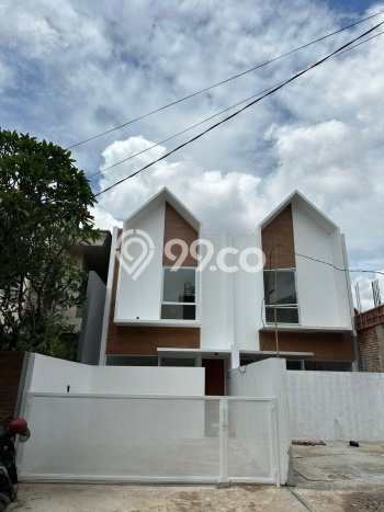 Rumah Strategis Minimalis Lb 125m2 di Kembangan, Jakarta Barat Rumah Strategis Minimalis Lb 125m2 di Kembangan, Jakarta Barat