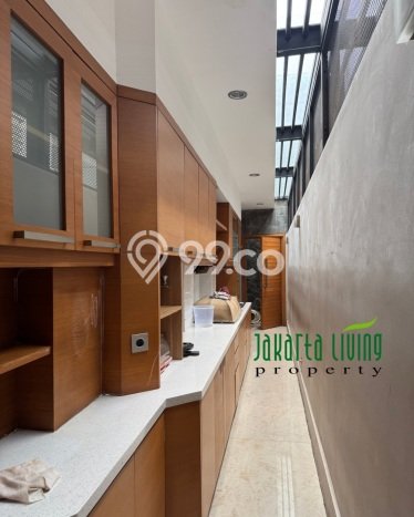 Dijual Hunian Mewah dengan Fasilitas Sekitar Lengkap di Menteng, Jakarta Pusat Dijual Hunian Mewah dengan Fasilitas Sekitar Lengkap di Menteng, Jakarta Pusat