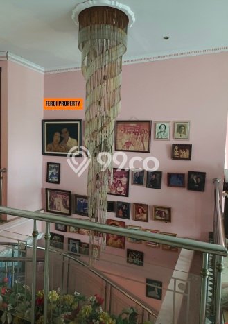 For Sale! Luxury House LT 300m2 Desain Modern di Cipinang For Sale! Luxury House LT 300m2 Desain Modern di Cipinang