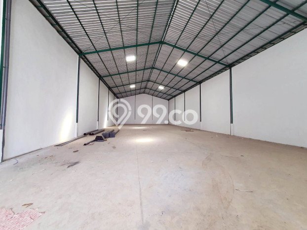 Unit Gudang Dijual di Buduran Sidoarjo Luas Tanah 630m2, Luas Bangunan 630m2 Unit Gudang Dijual di Buduran Sidoarjo Luas Tanah 630m2, Luas Bangunan 630m2