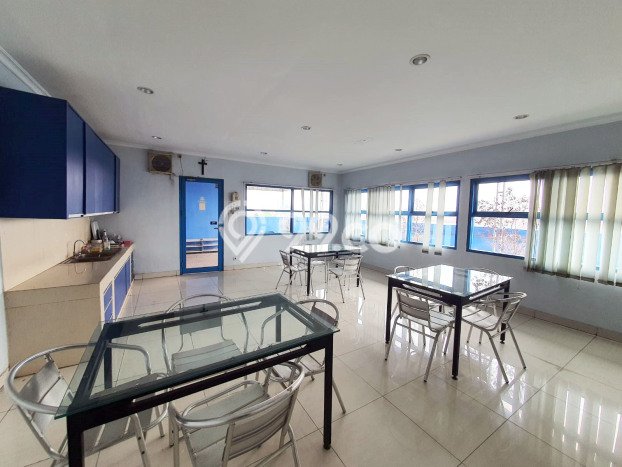 Kantor Dijual di Prime Area Surabaya Luas 992m2 Kantor Dijual di Prime Area Surabaya Luas 992m2