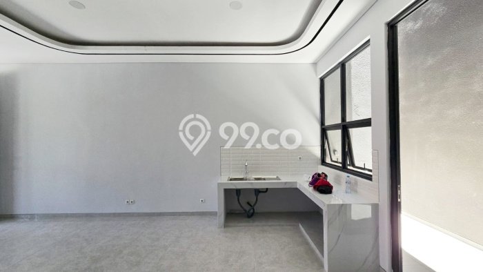 PENAWARAN TERBAIK! Rumah Premium area Sukolilo, Luas 90m2m² Bangunan 135m2m² PENAWARAN TERBAIK! Rumah Premium area Sukolilo, Luas 90m2m² Bangunan 135m2m²