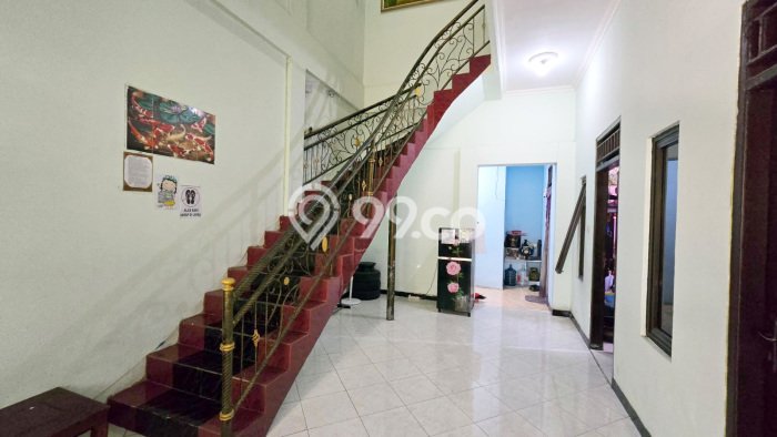 Siap Huni Hunian Elit 8 Kamar di Sukolilo Dekat ke Mana Pun Siap Huni Hunian Elit 8 Kamar di Sukolilo Dekat ke Mana Pun