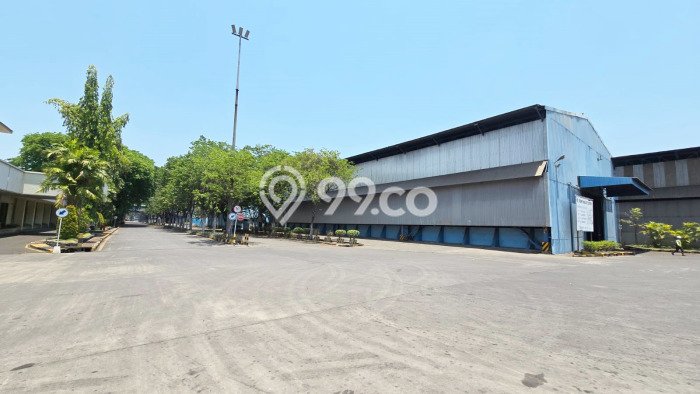 Unit Pabrik Dijual di Waru Sidoarjo Luas Tanah 319555m2, Luas Bangunan 100000m2 Unit Pabrik Dijual di Waru Sidoarjo Luas Tanah 319555m2, Luas Bangunan 100000m2