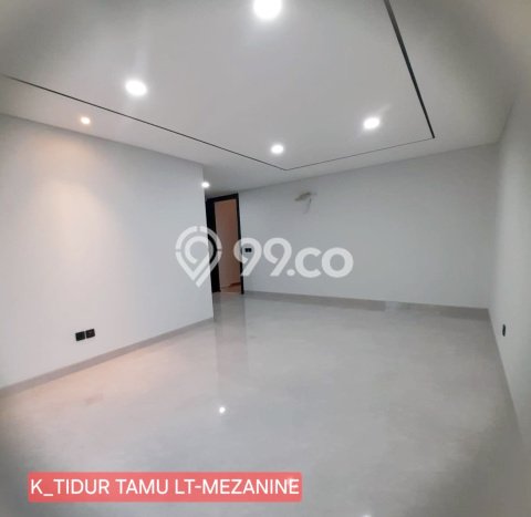 Rumah Elit LB 650m2 Siap Huni Desain Elegan di Citraland, Surabaya Rumah Elit LB 650m2 Siap Huni Desain Elegan di Citraland, Surabaya