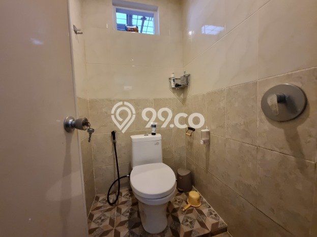 For Sale Hunian Rumah Terawat 3 Kamar di Serpong Villa Melati Mas, Tangerang Selatan For Sale Hunian Rumah Terawat 3 Kamar di Serpong Villa Melati Mas, Tangerang Selatan