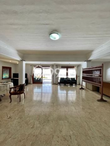 For Sale! Luxury House LT 525m2 Desain Modern di Fatmawati For Sale! Luxury House LT 525m2 Desain Modern di Fatmawati