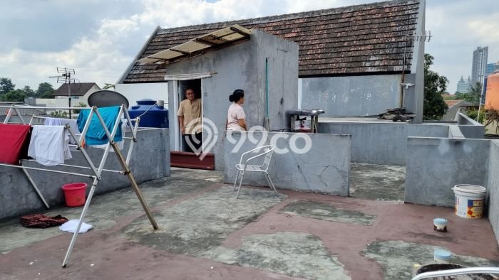 Hunian Mewah Siap Huni LT 300m2 di Cilandak, Jakarta Selatan Hunian Mewah Siap Huni LT 300m2 di Cilandak, Jakarta Selatan