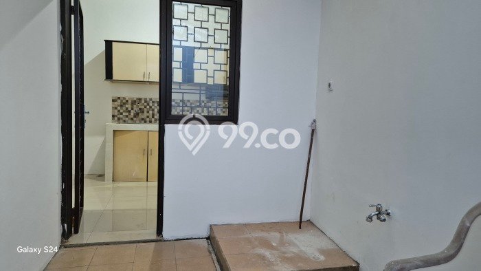 Rumah di BSD Kencana Loka, Dekat Mall, LT 98m² Rumah di BSD Kencana Loka, Dekat Mall, LT 98m²