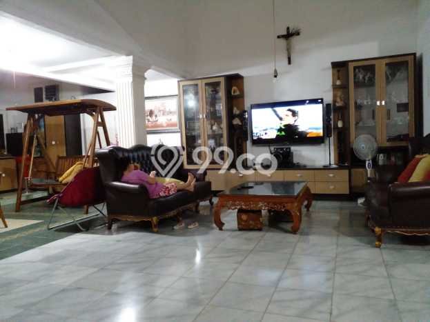 Siap Huni Hunian Elit 5 Kamar di BSD Dekat ke Mana Pun Siap Huni Hunian Elit 5 Kamar di BSD Dekat ke Mana Pun