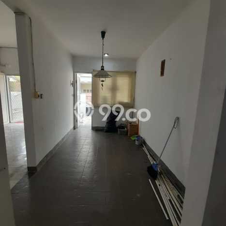 HUNIAN PILIHAN! Rumah di Intercon, 2 KM, Area Strategis, LT 144m² Bangunan 97m² HUNIAN PILIHAN! Rumah di Intercon, 2 KM, Area Strategis, LT 144m² Bangunan 97m²