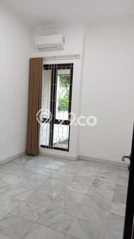 Rumah Disewakan Jakarta Barat LT 162m2 LB 150m2 Area Intercon Rumah Disewakan Jakarta Barat LT 162m2 LB 150m2 Area Intercon