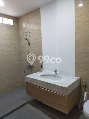 Hunian Mewah LB 240m2 Siap Huni Desain Elegan di Joglo, Jakarta Barat Hunian Mewah LB 240m2 Siap Huni Desain Elegan di Joglo, Jakarta Barat