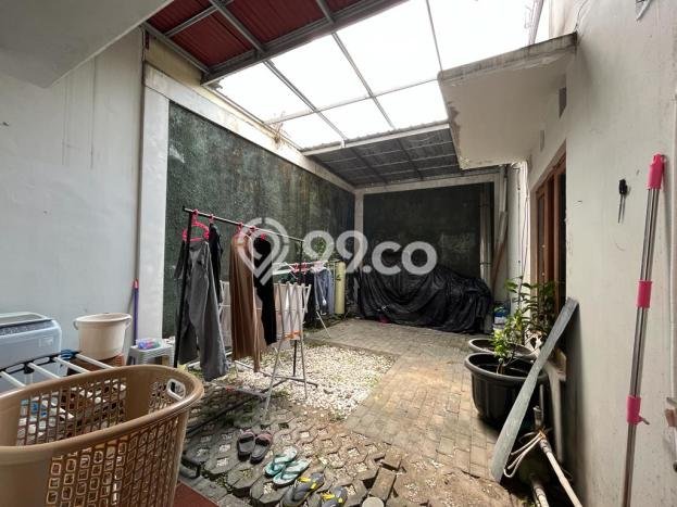 Rumah Kawasan Depok, Luas 166m2m², Bangunan 200m2m² Rumah Kawasan Depok, Luas 166m2m², Bangunan 200m2m²